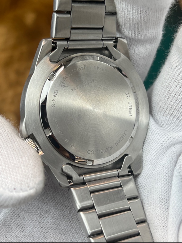 a0e503de-88c7-4377-aa40-321204e8aa82