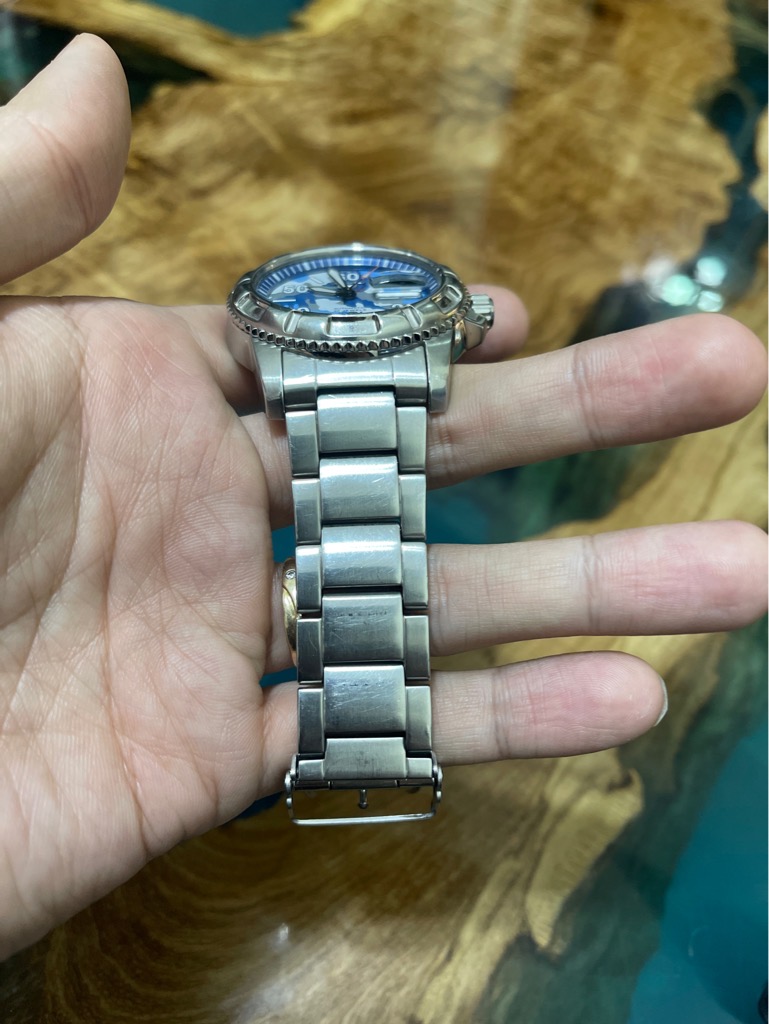 a39049d1-4296-40b0-afb1-fcea3d094c57