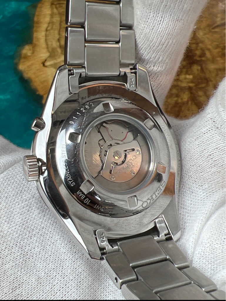 a4d32ed1-257b-40fc-93ab-de5b6340dda2