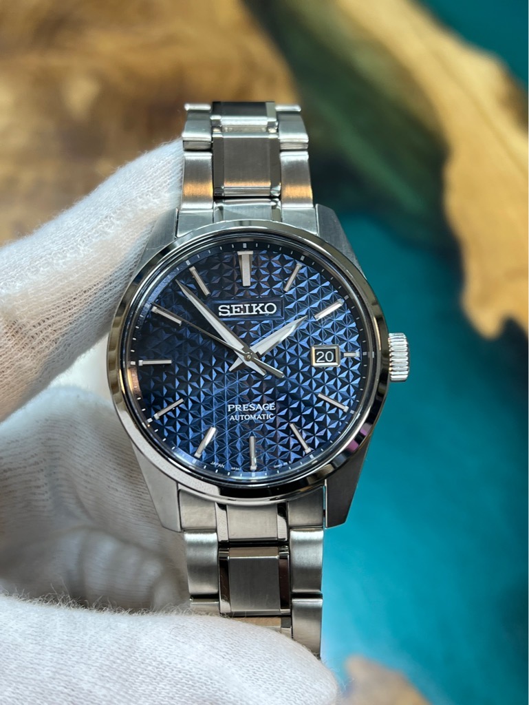 a6255f48-8f17-46ff-ba54-df7b5f7f9d44