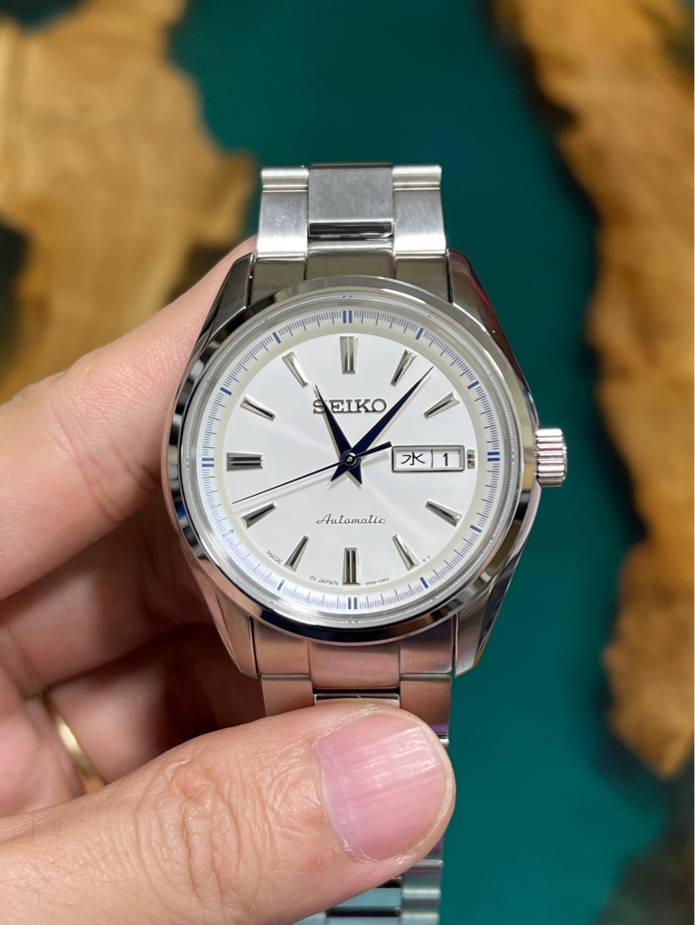 aa7a813a-7b75-4ea1-a9e4-e7aa0f75722e