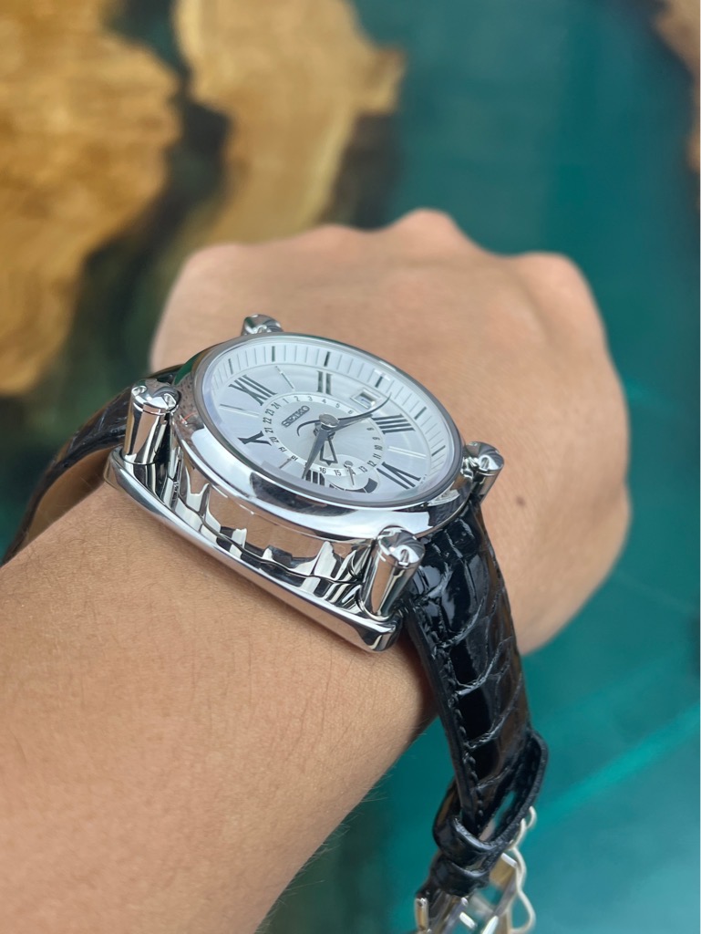 ad75ff10-7845-4c81-8d21-fabd5e5d0c59