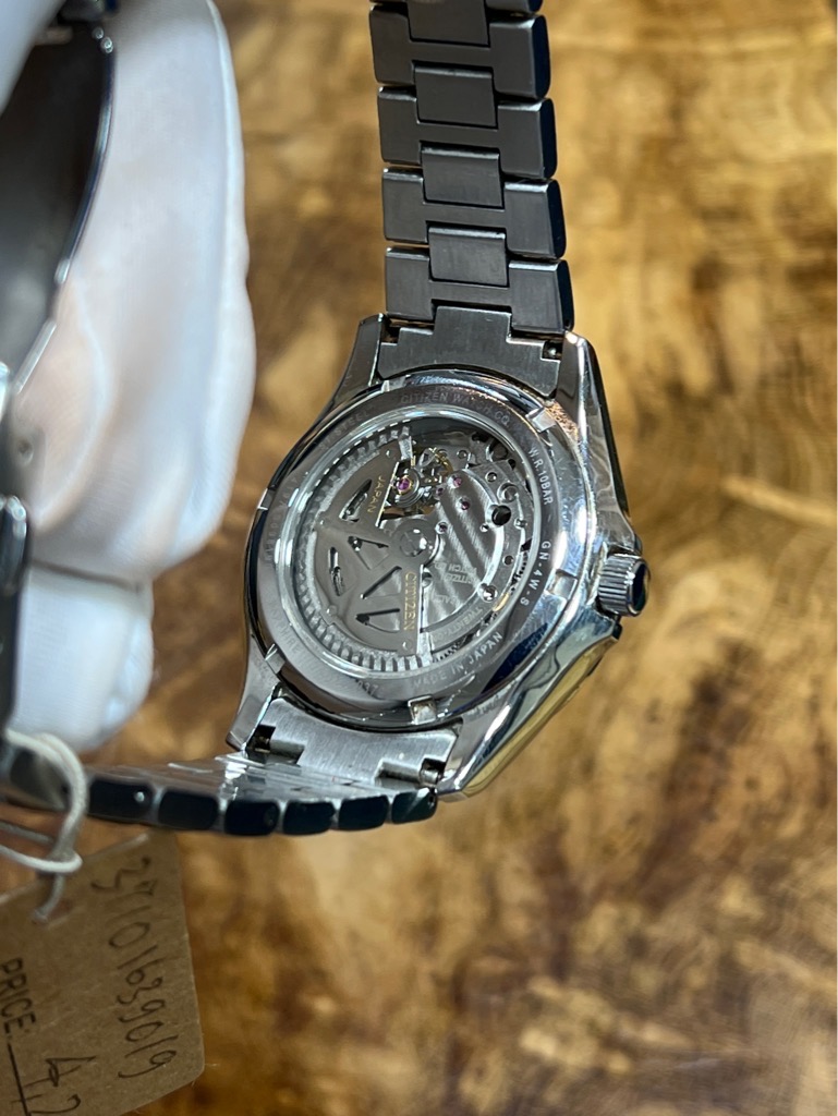 b2526be1-1ff6-4cf0-b383-b726da9c64df