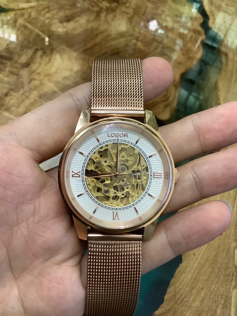 b4e3ea57-4f99-46ff-9276-6016e544eebd