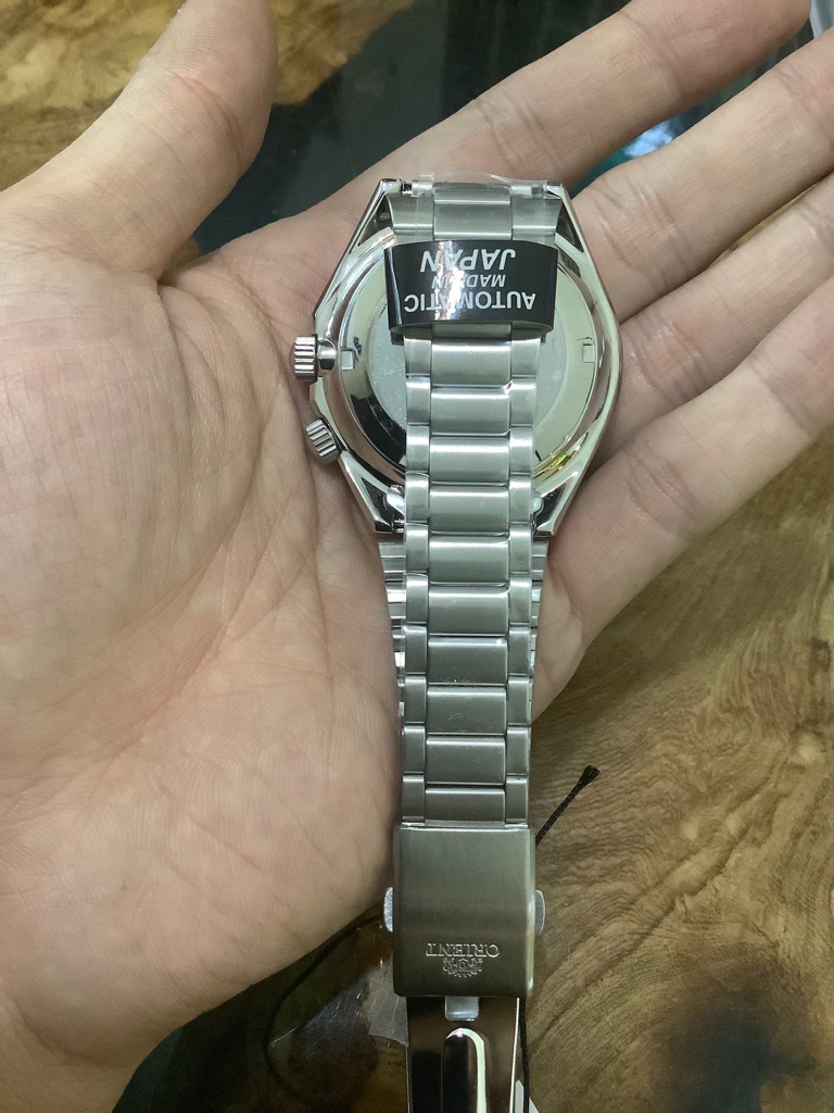 bf198f17-012a-45f5-9fb1-a42970bb4909-50eb6a0f-5dc8-4ba2-806c-1fbd92fb84a6