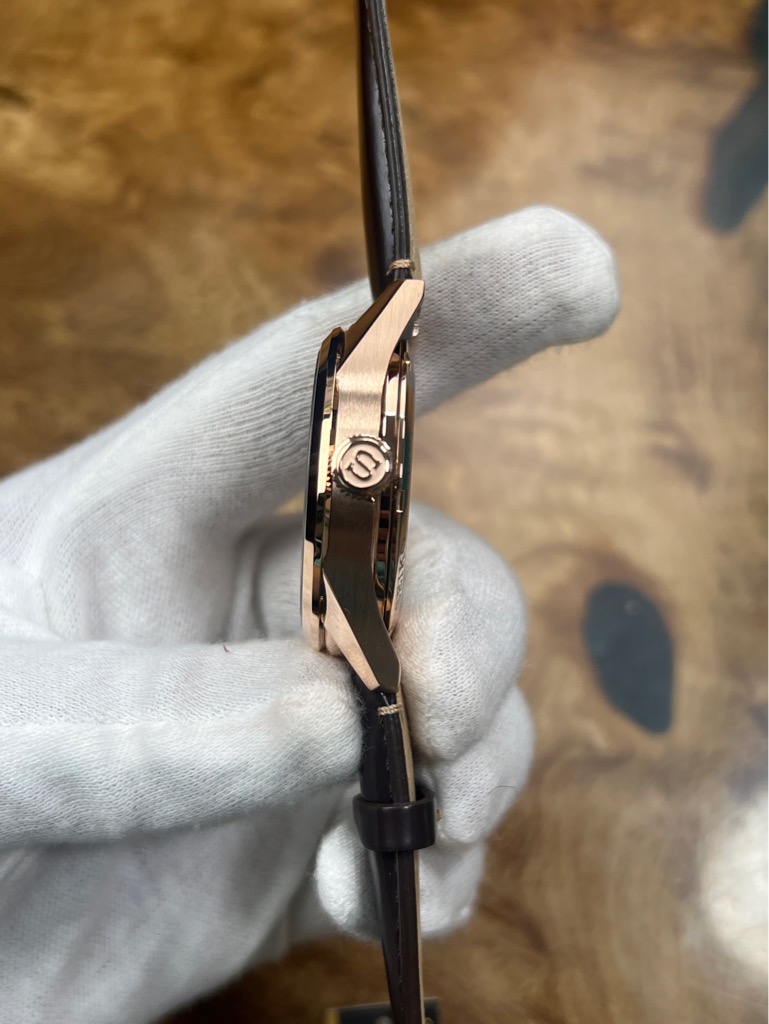 c1083f2f-1187-4be2-829d-1365f3cbc2c4