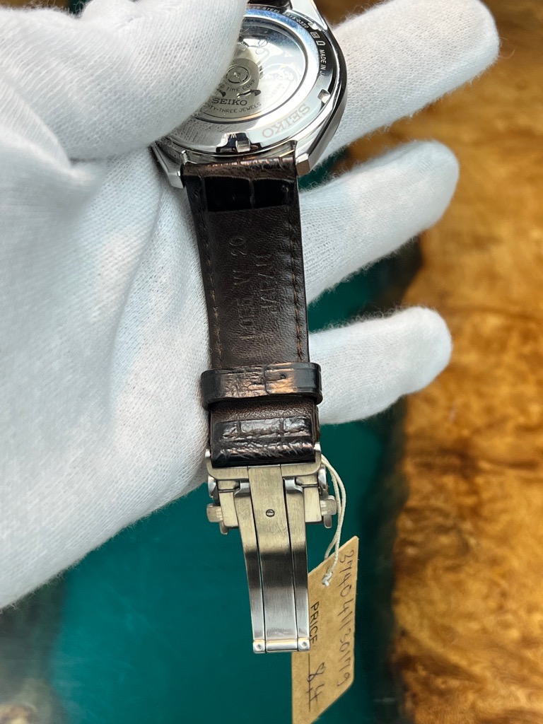 c2887575-57ef-40cb-befe-3c7fa957906c