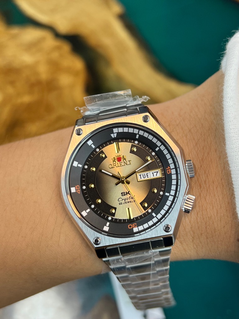 c8bab648454200f7ccc728595a5c8d11-88b9e966-eccf-4440-8581-9b8e784f0dfd-1b55a2c0-5c12-4d1d-8d82-ed824040a464-031f657f-e211-42a7-95b9-e8abdca663d2