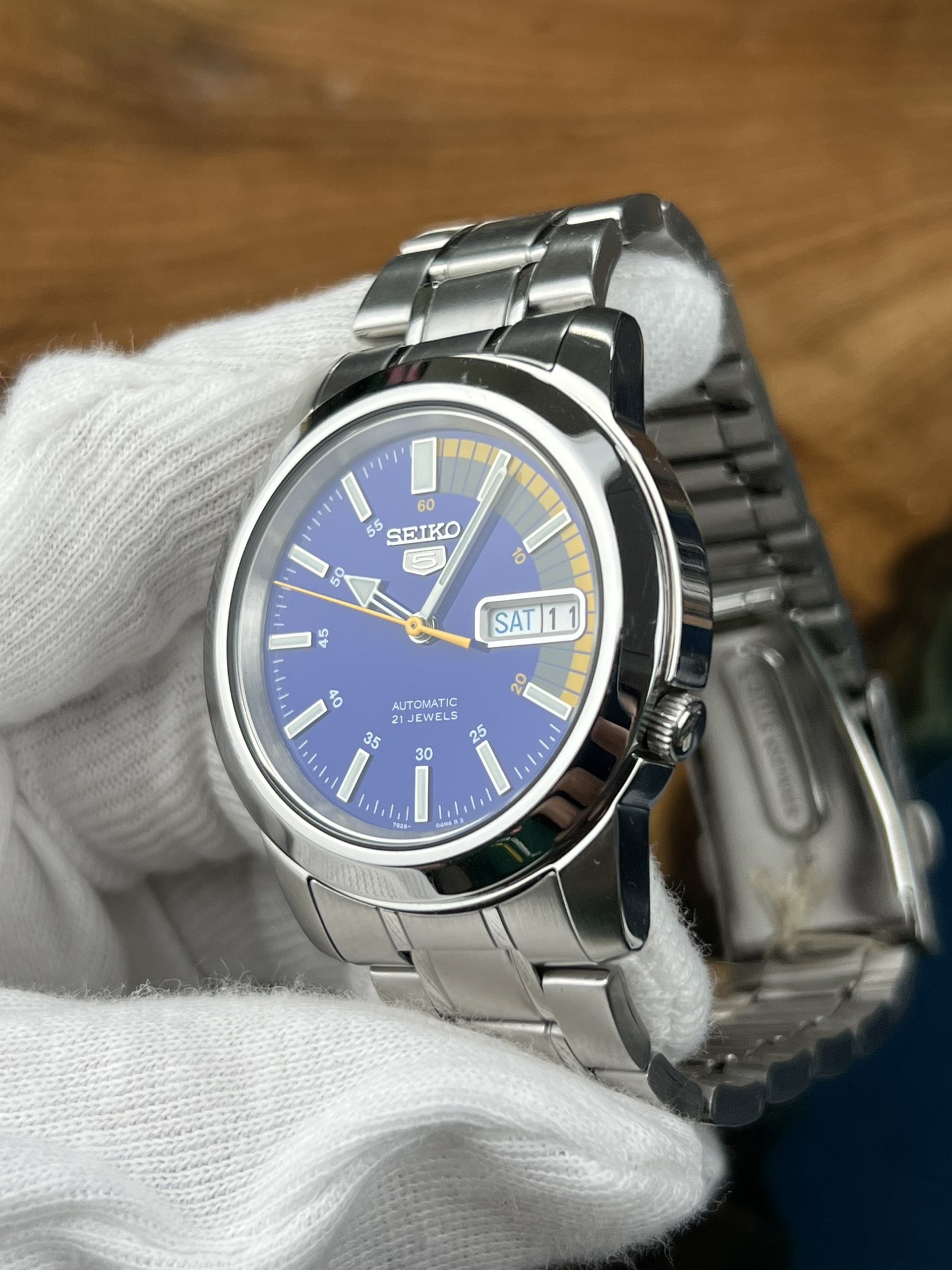 c92ff2e0-7ece-46f5-9c43-00ef230e0a7c