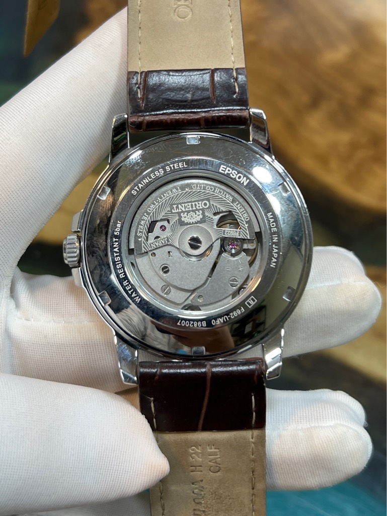 c962c7b1-8448-43e6-88e4-55adf951129f