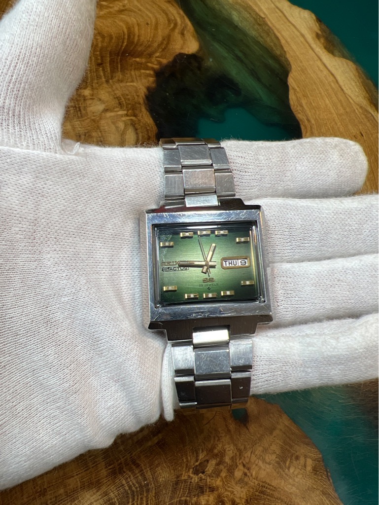 ce271c74-9911-4e10-bc99-51c9b719759d