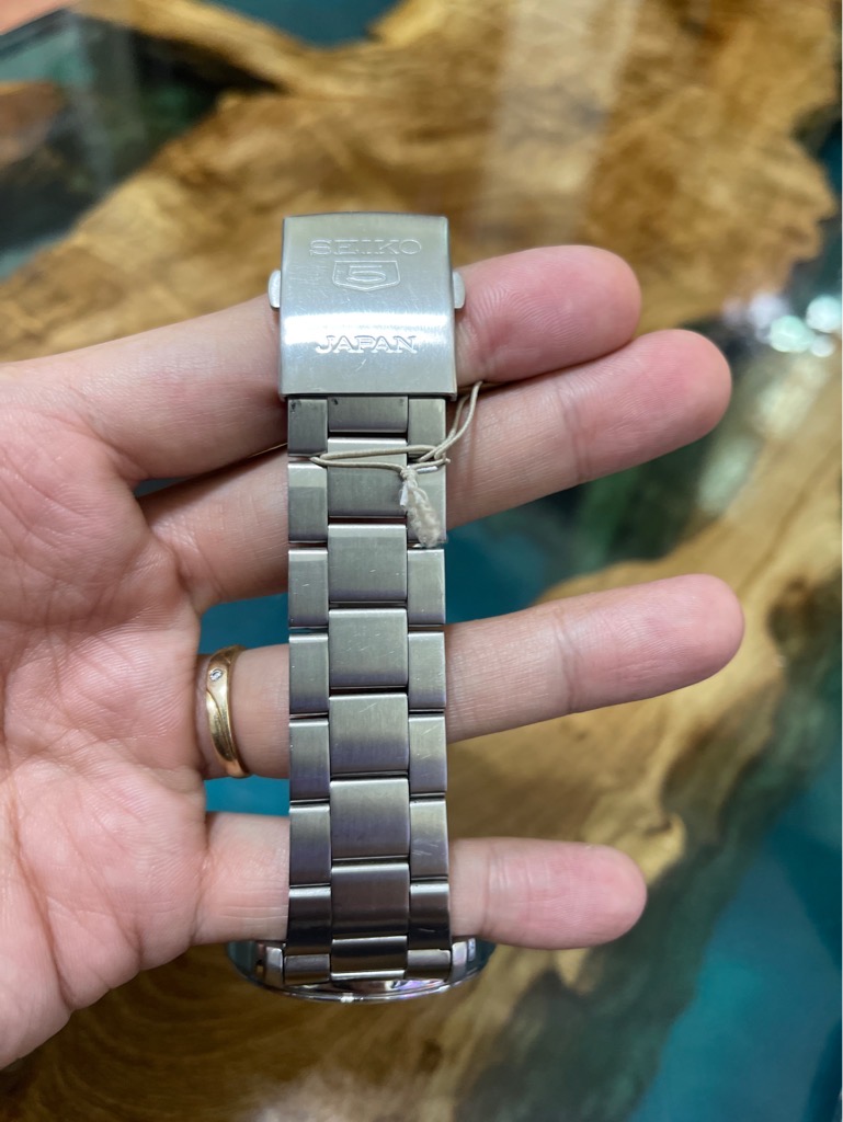 d04a69a4-cdea-4022-924c-9f369d14a313