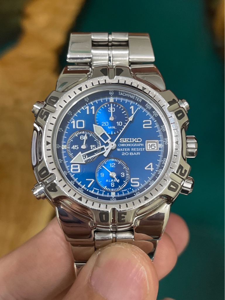 db028ad2-3638-44a9-bb02-3f3b67686b19