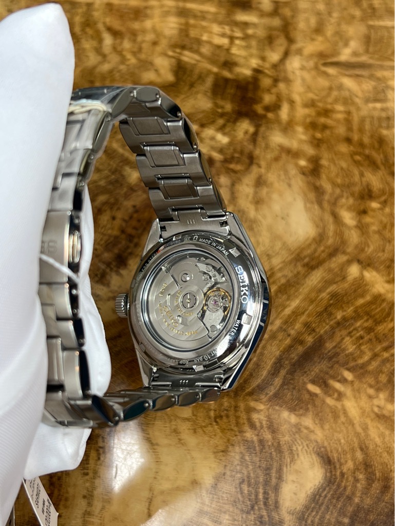 db4a4f98-a8e1-43bc-b6e6-b72ac6365da8