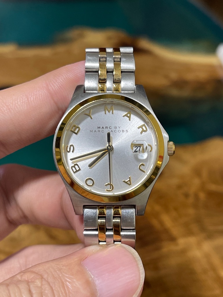 e0256e37-fa35-45c0-8a83-22ae77ad3fbc