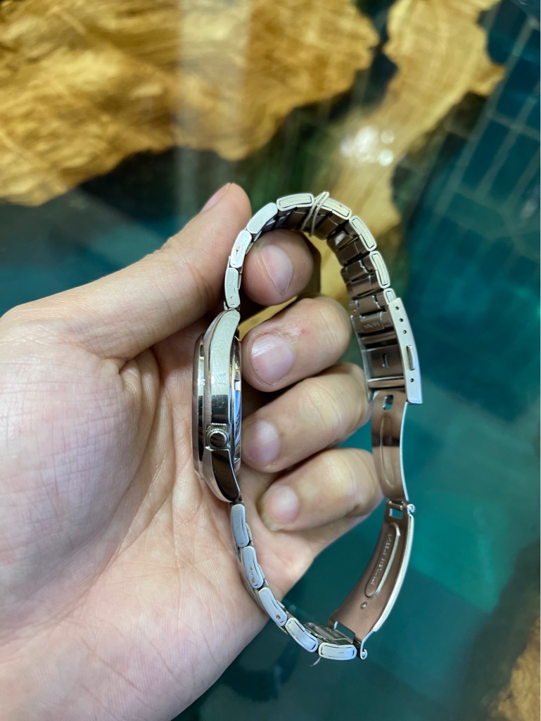 e071b05c-79ca-412c-920a-4e6d073d18ef