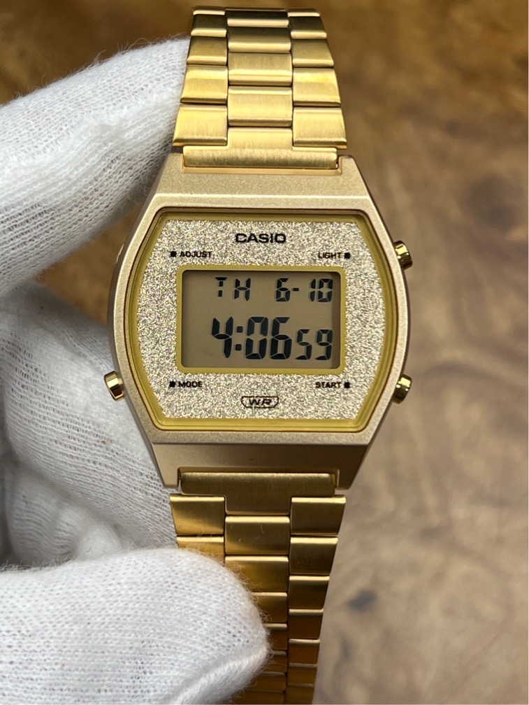 e1a161cb-16cd-4a64-8c69-76aa4eee3f48