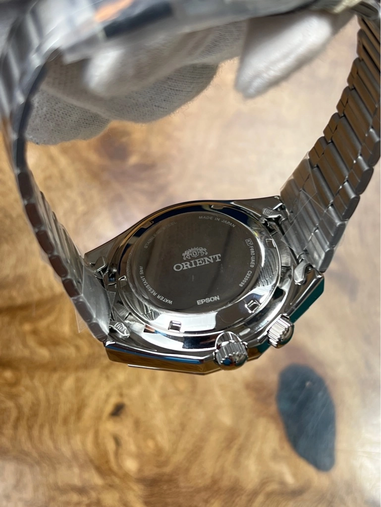 e1c29f36-30a5-43dd-a759-7ce384f0afe1-9869c891-c340-4abc-b1e4-73375557d00a-688412a9-cd33-4eb9-a4f5-e18435124582