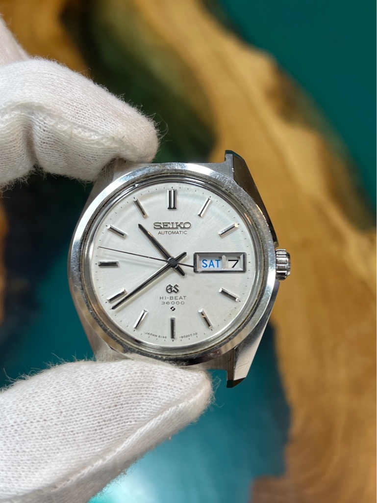 e41e1ca3-a874-4d3d-bb7e-e77942f2eba3