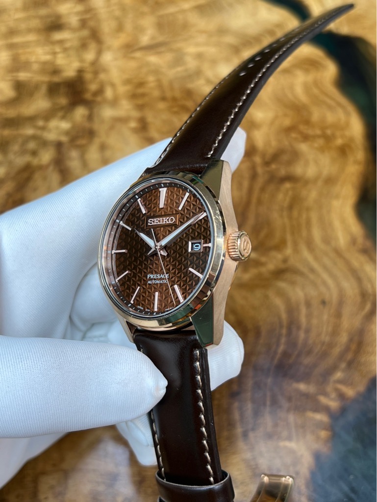 e48ad033-1da1-4334-a473-75053f81628d