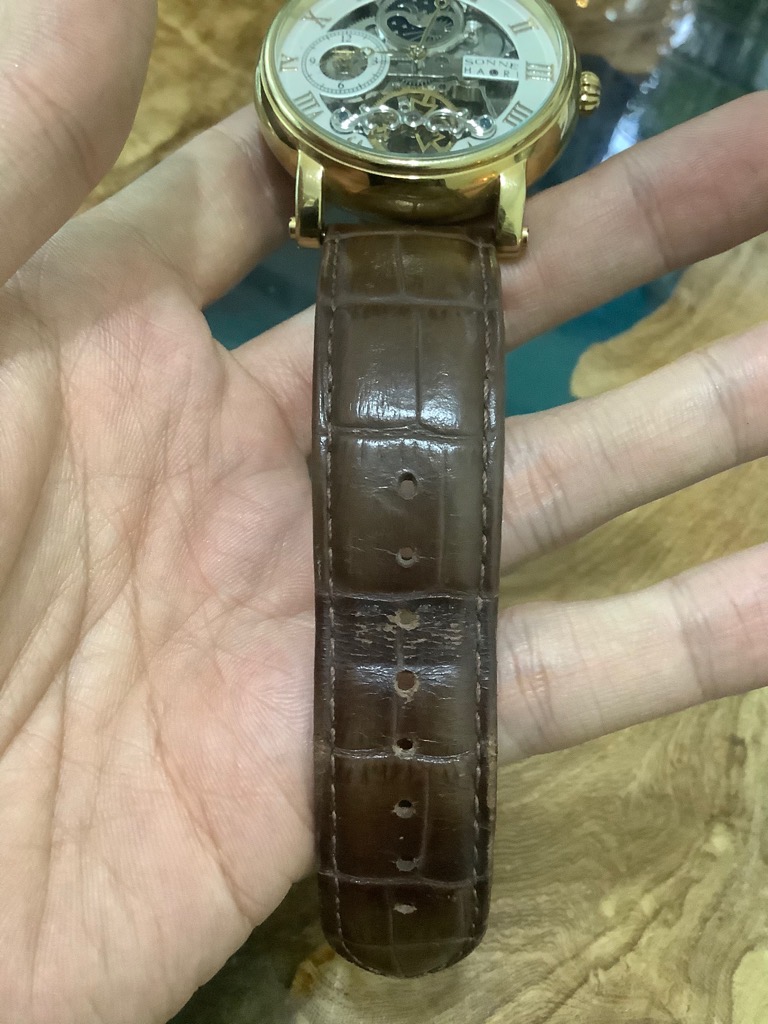 e7b3cecb-52af-4911-bcf8-647a872977c4