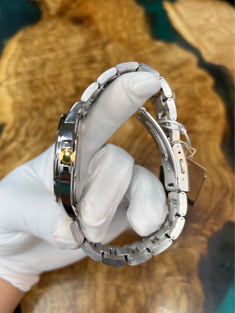 eab896a1-09e0-4e43-9f79-f1ca32212e03-104d2de2-0366-43b6-874b-4696eab2fabc