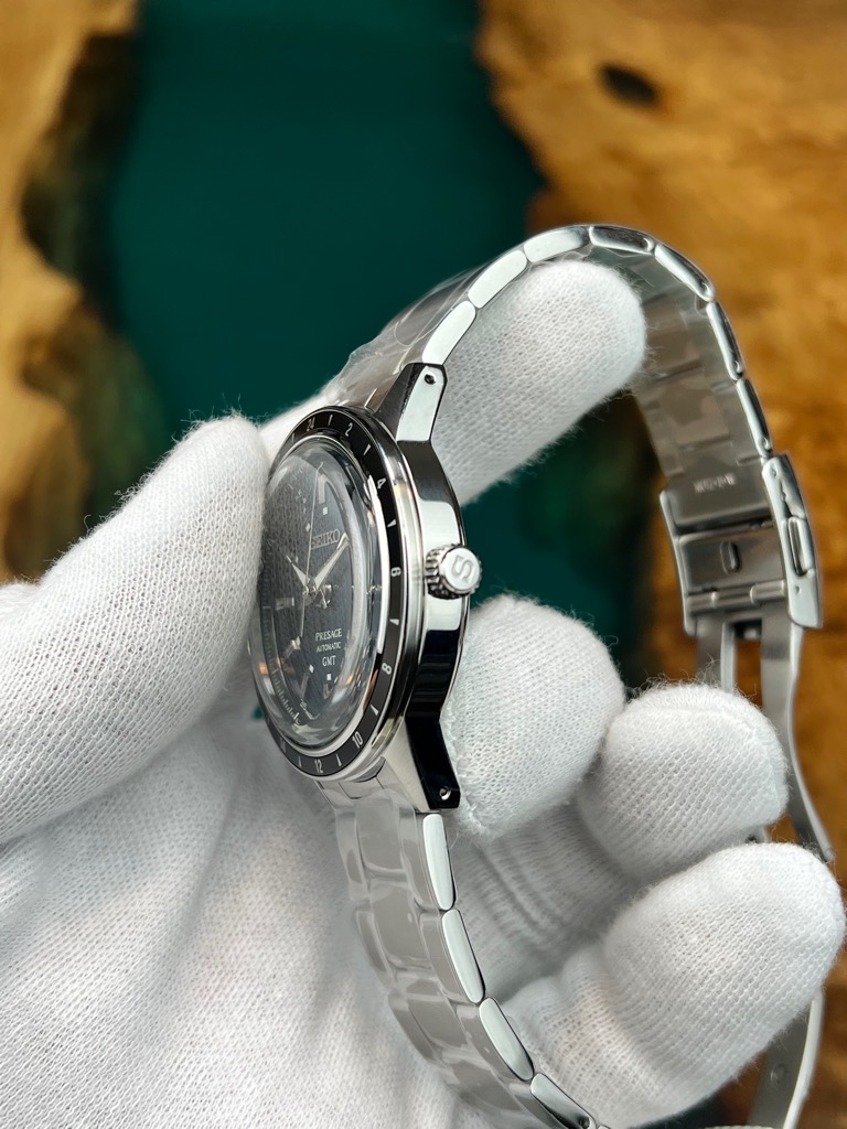 eb1878bf-6fbd-45a9-ab7a-777195e2c76e