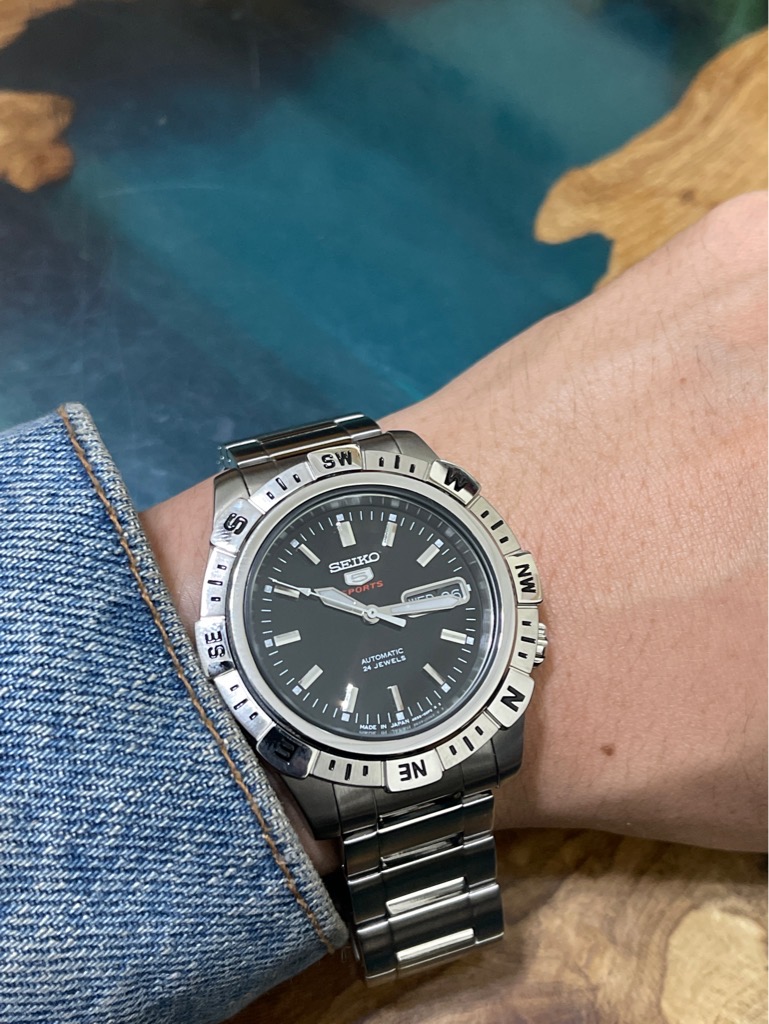 f9331eae-0935-403e-8e31-7324d79a027e