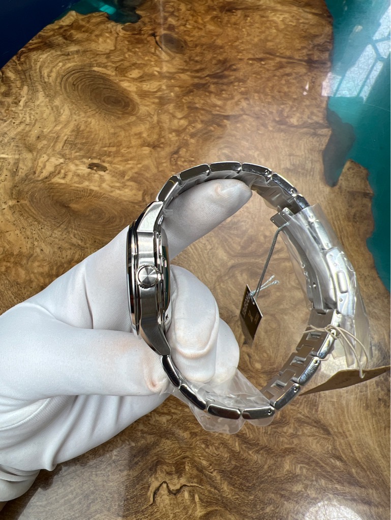 f9d00334-fe57-482f-8997-bcd19e321d87-484c16b9-58cf-4248-a75f-0b51bee78231-8905905a-ef21-4843-bc40-351a4ec29d01-ca8f34ec-4ec9-4d2f-b7eb-fd2ebb5e0a1b