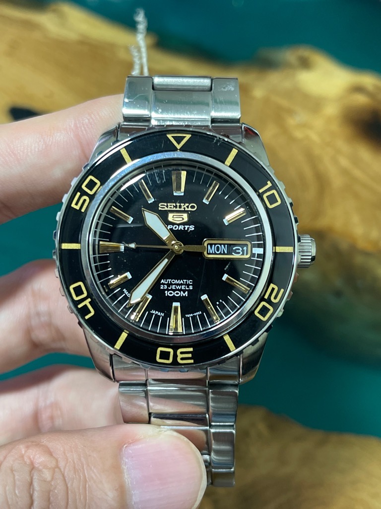 fb95fd50-ef00-4fbe-8ab8-2904398adf6e