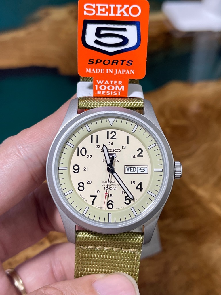 ff834a07-59f9-4fa2-ade8-a5fa1af58e93-b8617911-3411-4c45-b12e-99ae73909384-e199c5c3-6d52-4cd9-b80f-d91dd9e3adad