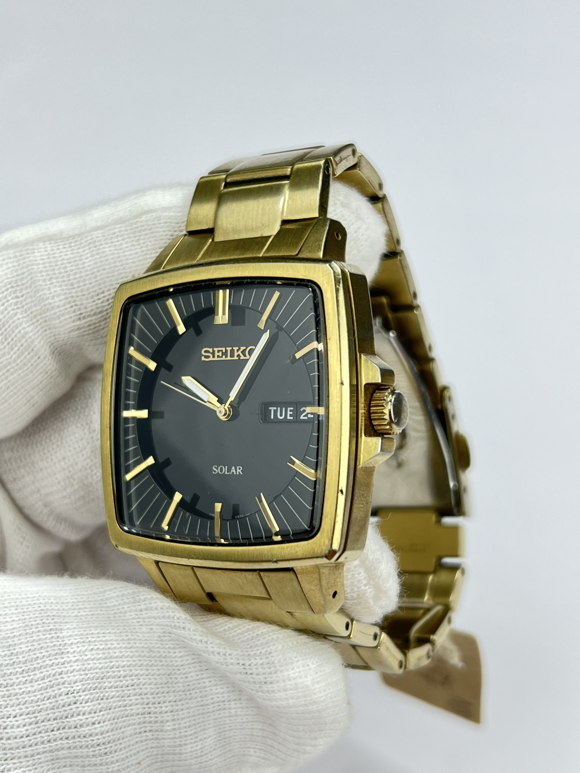 z3773390367818-84b09743b158a18a3c8052b0d3c08cc6-f7fd5a3f-11df-4ec1-822c-6601c9f17304