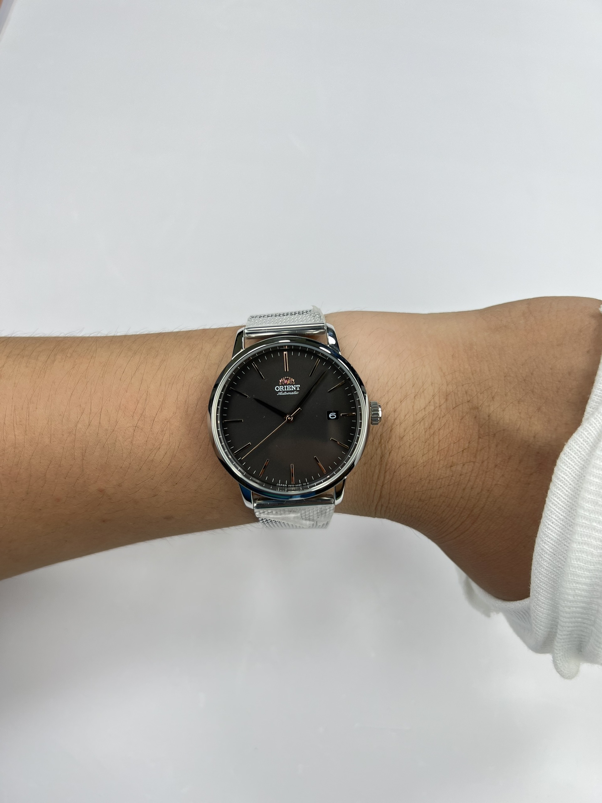 z3776471524567-83262ad701a94e1425ea79d645375a77