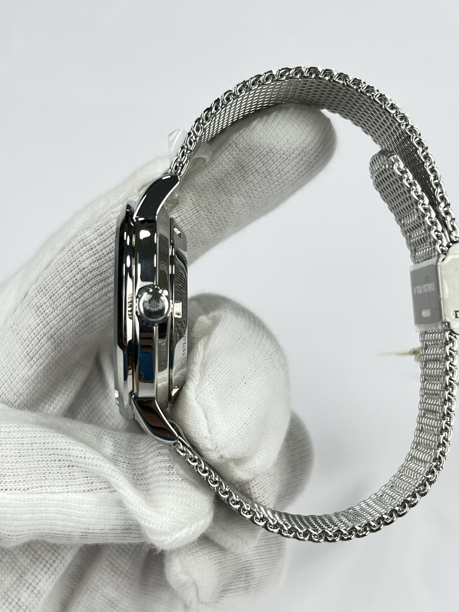 z3776471545527-27160b97e511d175724549bdd9b3a808