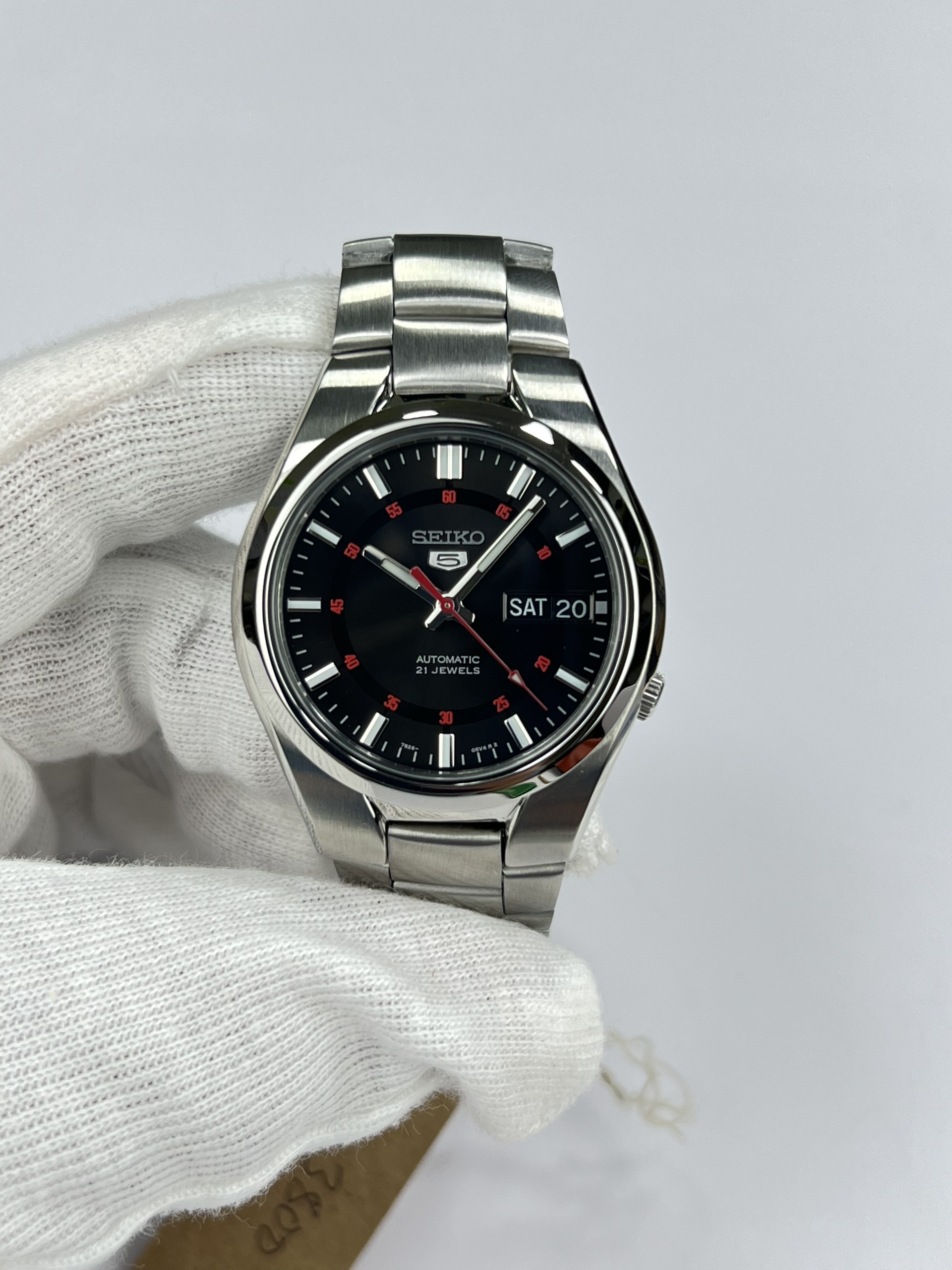 z3776500324721-b3ea580e8a7e1665314867a93c5b70af