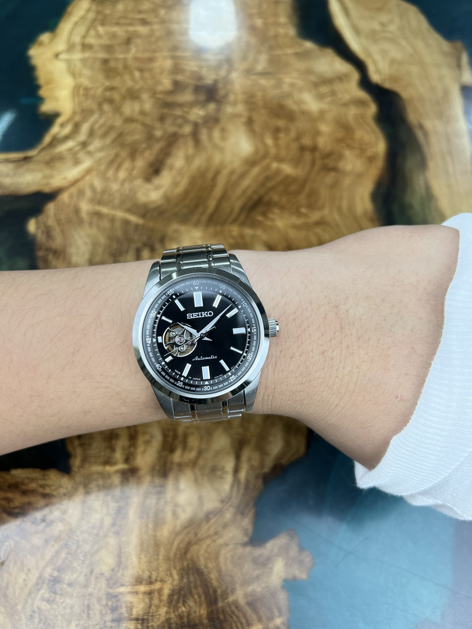 z3938628770120-e7a9281edd887b90a1b942d7c761e2cb-228daa24-532a-40f7-b7f5-1fb518461b1b-d75a1612-fc7a-4f74-b701-8bbdba3ce490-8ff5459e-f46f-430b-9c8c-c041ffea9051