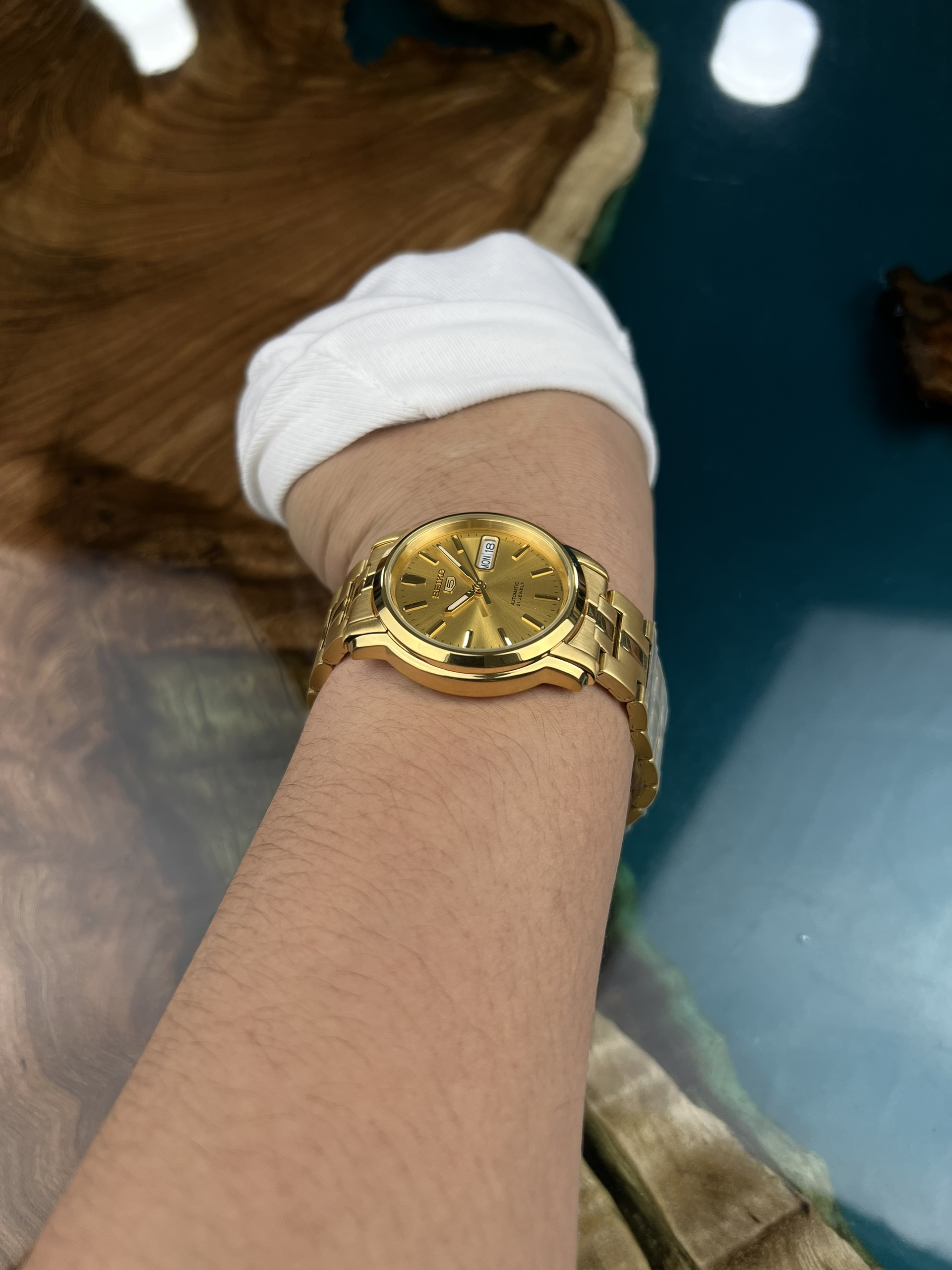 z3956723725923-71f7ba33af5ac9b7d1fb04ce1576bb35