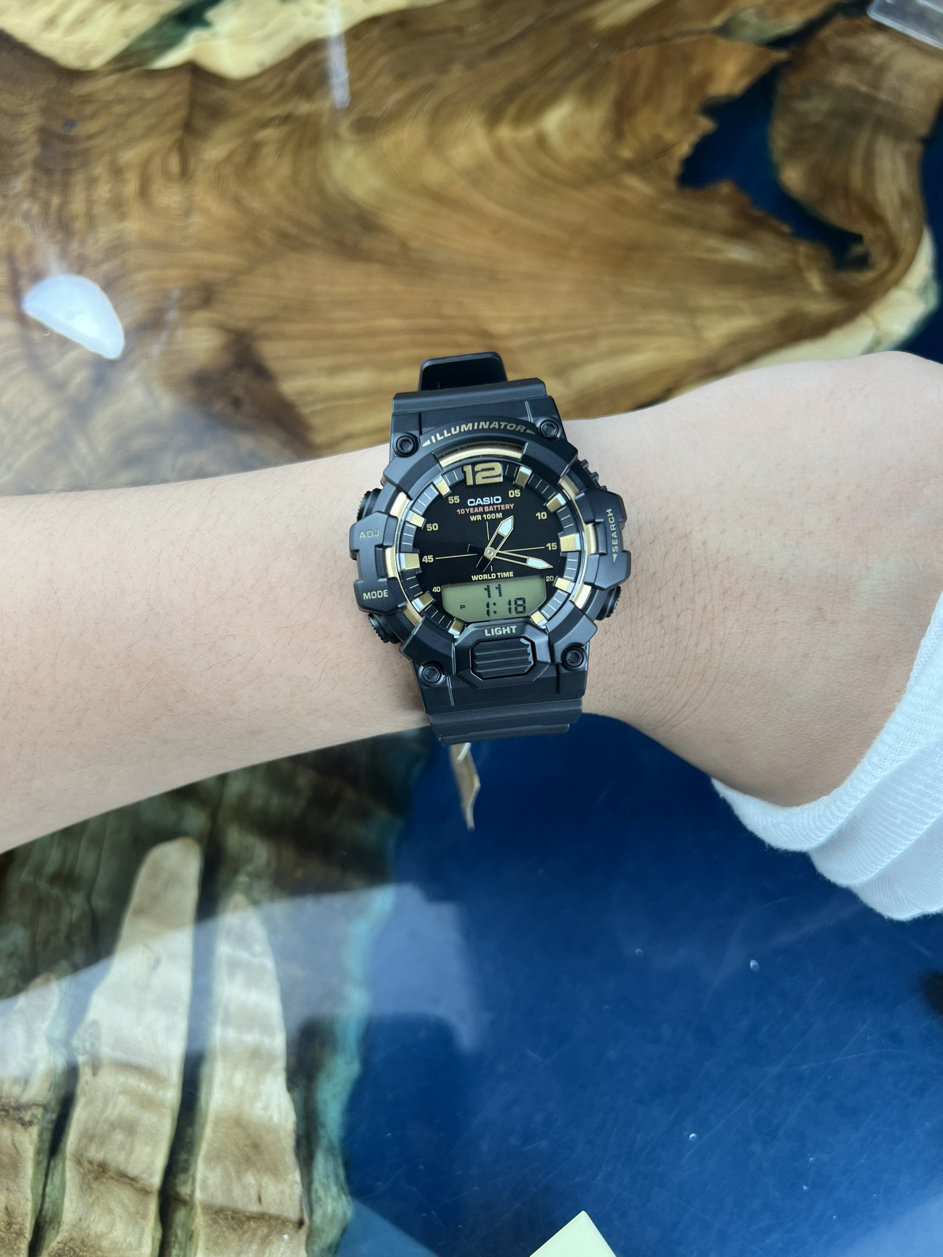 z4299001063868-d8135ae3b76a483b3161e292299bc926