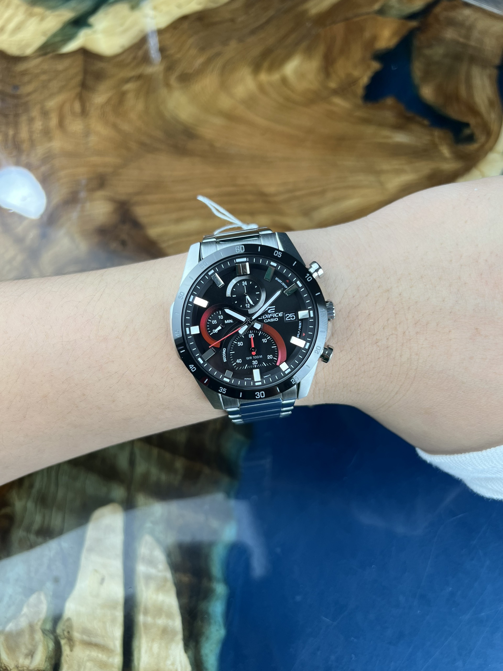 z4299044776880-a2ae406464ff1b4788d3a2ab13d4877d-f6afd5b7-e534-4718-a3de-08903d7a2a6a