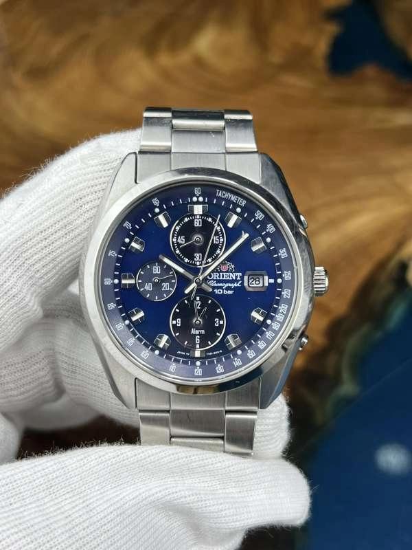 美品 ORIENT オリエント TY01-C1-B WV0011TY 70年代風 腕時計 ソーラー 