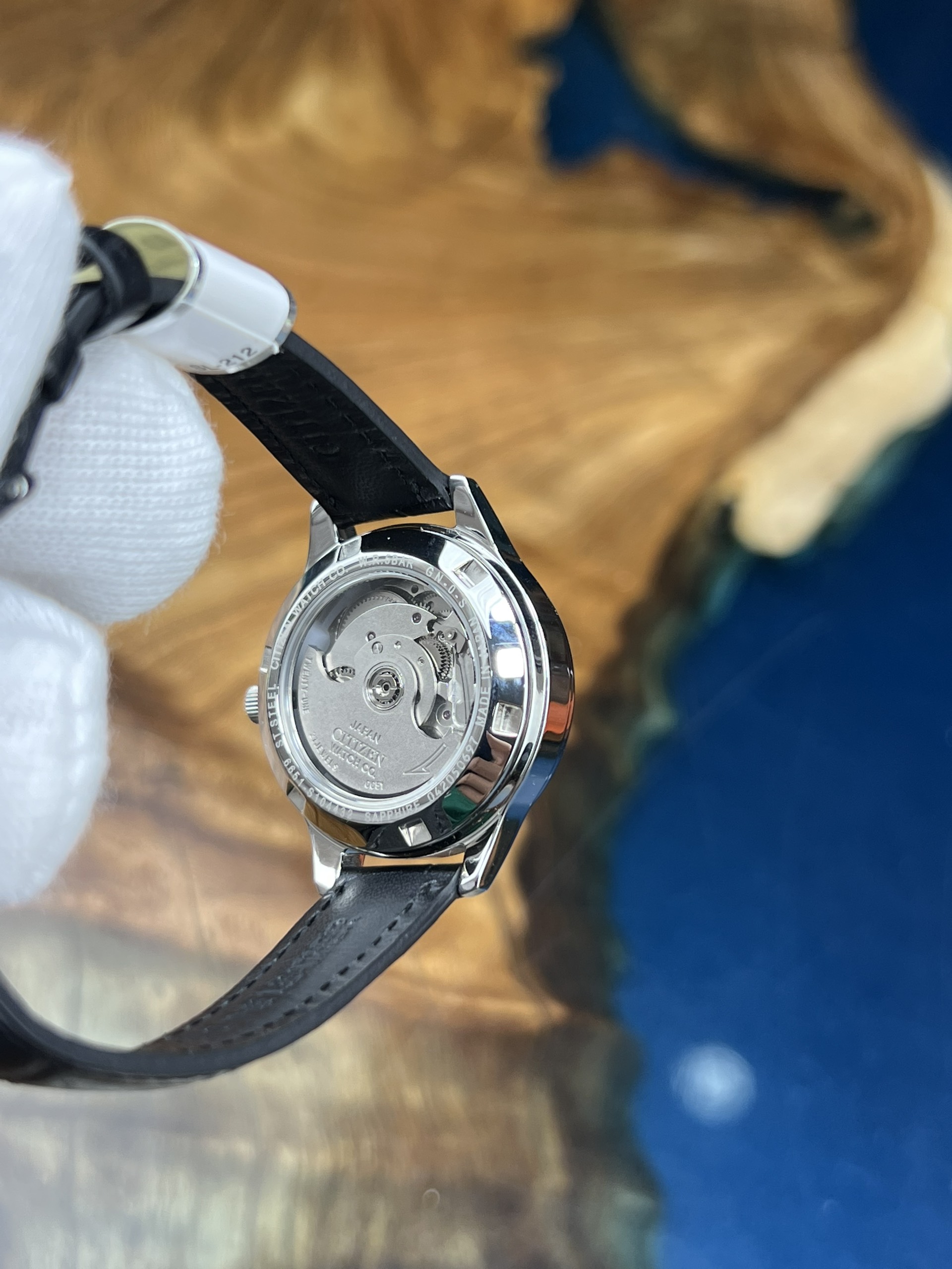 z4350161048856-2735f9cfa5044a7fb64174ec799d1567