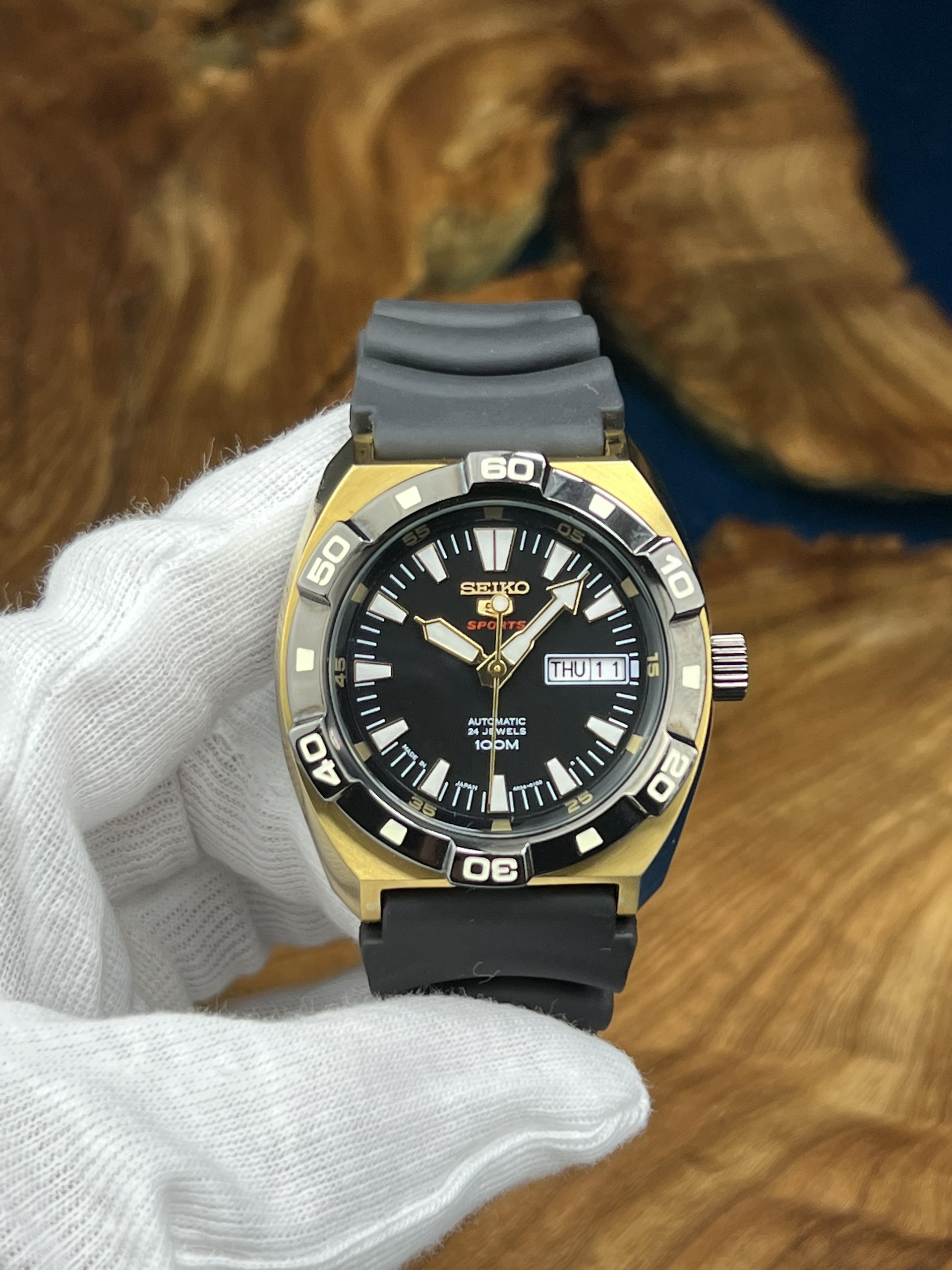 z4389995344495-0f399ef504b549af8daa47206143eb61