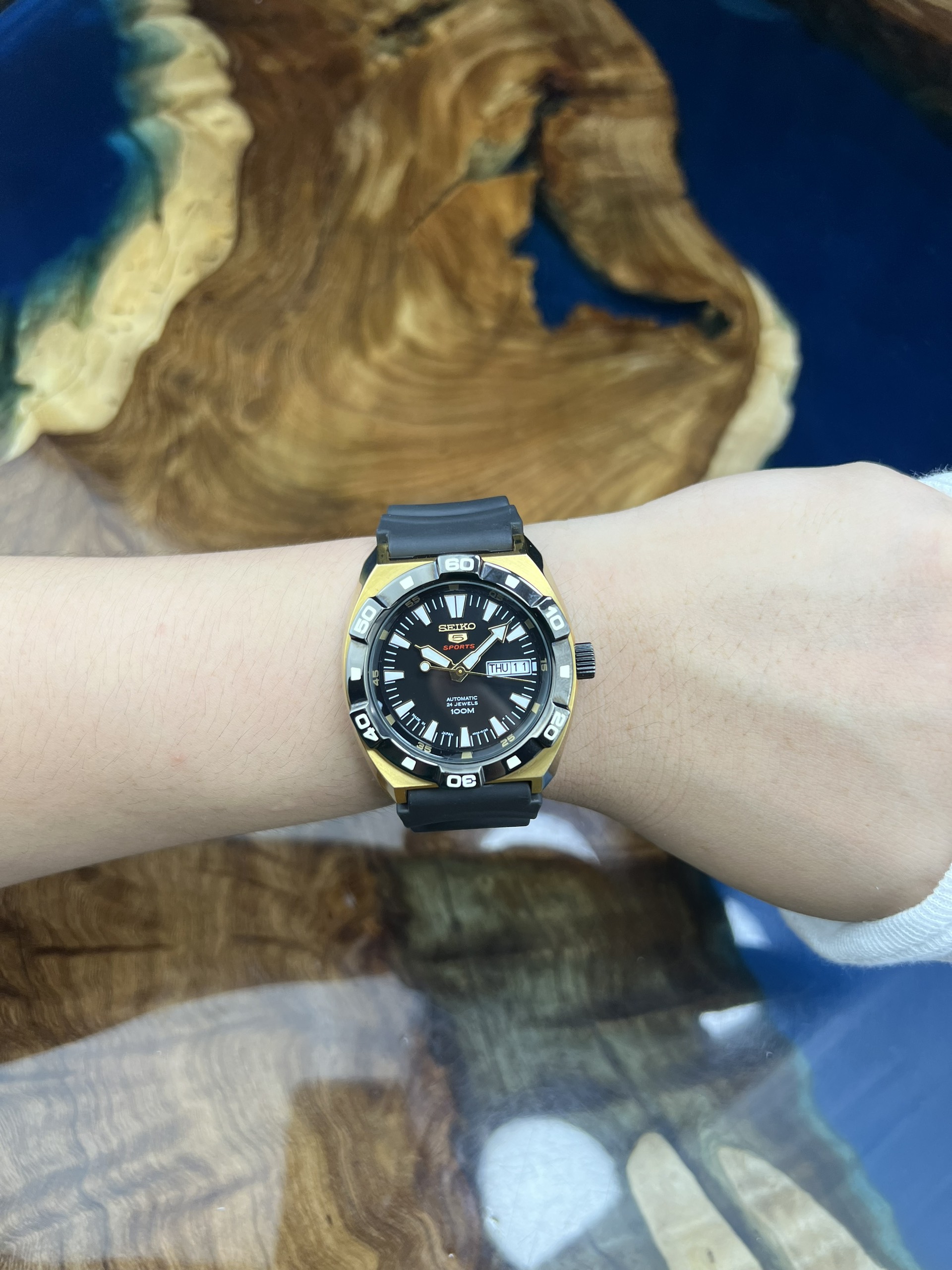 z4389995430980-0937fc9c5babc718ca3bbe4effef8e31