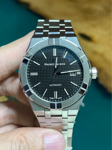 055bfe93-5354-449d-b6b4-78187622d2eb