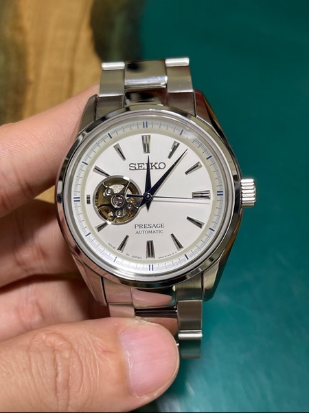 06cca2ef-8bb6-4577-84f1-91679a305467