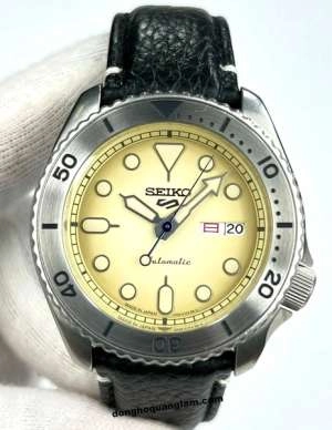 1-4c37c9ed-48e8-4f3b-a7ed-5b2e4509f540