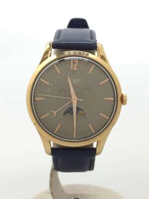 1-5c5097ed-961d-46f0-9116-c1ef8174a1dd