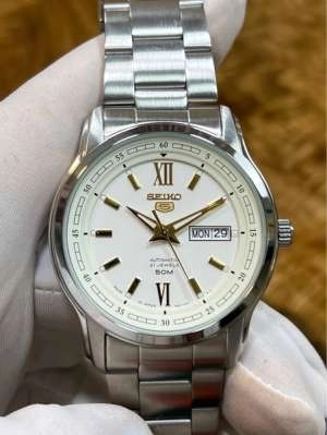 1c0405be-5895-429e-9e9f-3673d98c0364