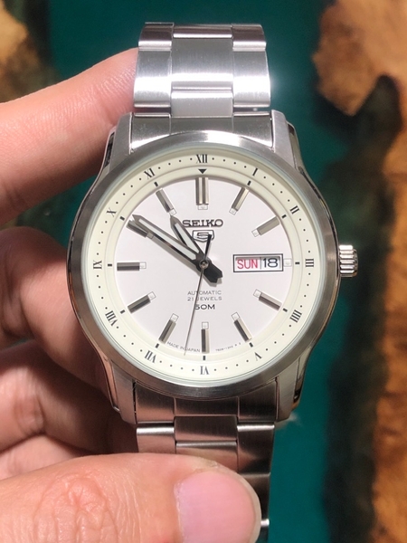 1c64ee0d-1b65-44b4-b9d8-60e5272c513d