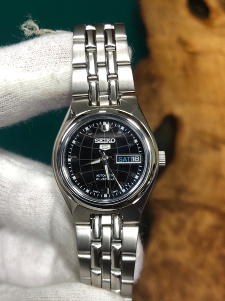 2a47cb8c-3457-4256-b178-d7909986bdbb